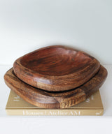 Ciotola grande in legno a mandorla